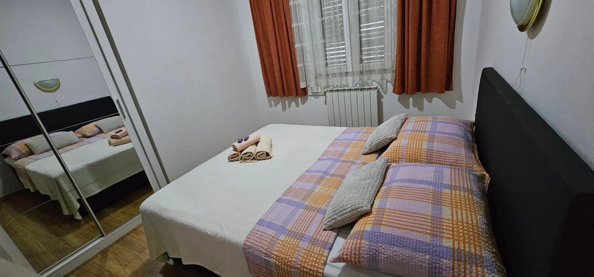 Apartman Pida Primošten Exterior foto