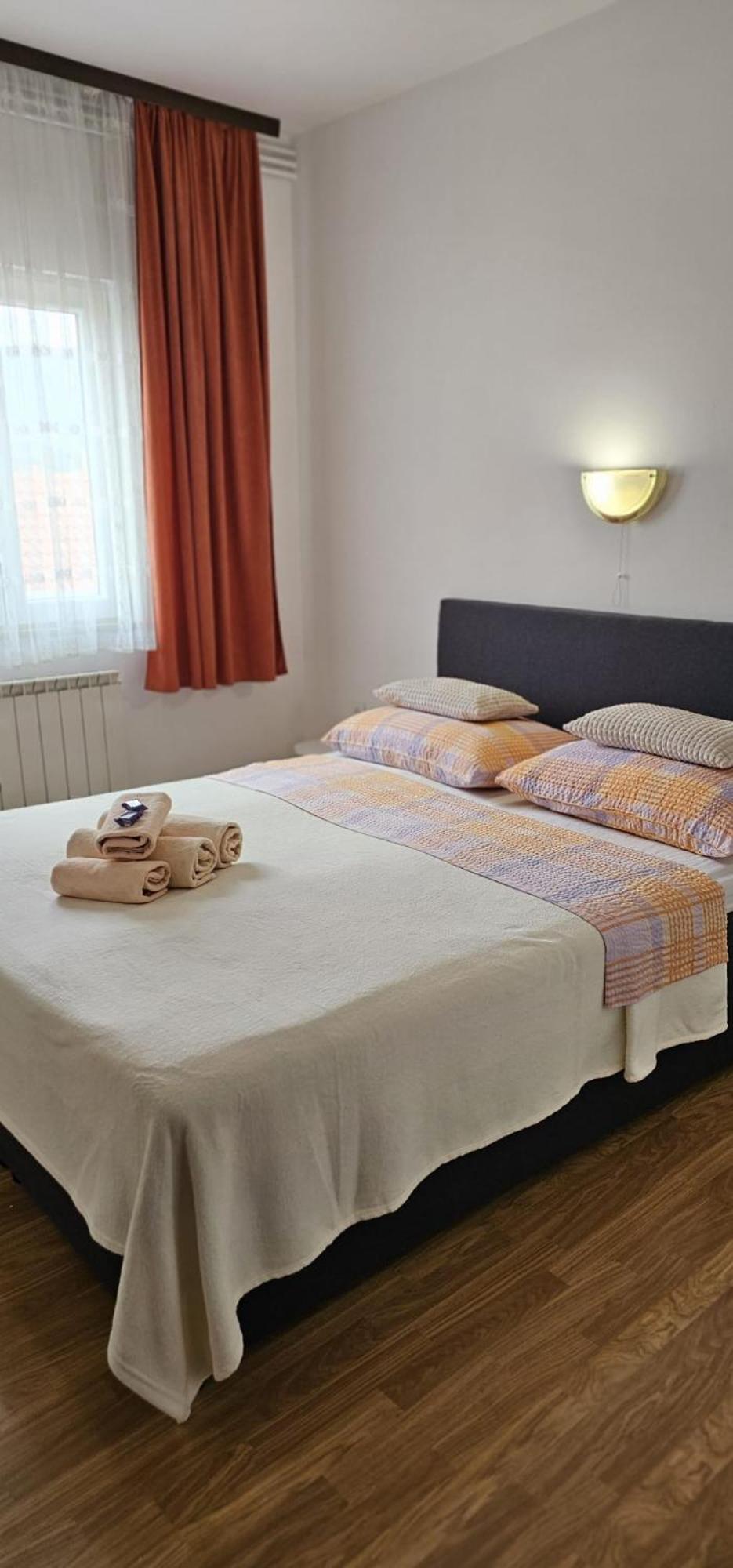 Apartman Pida Primošten Exterior foto