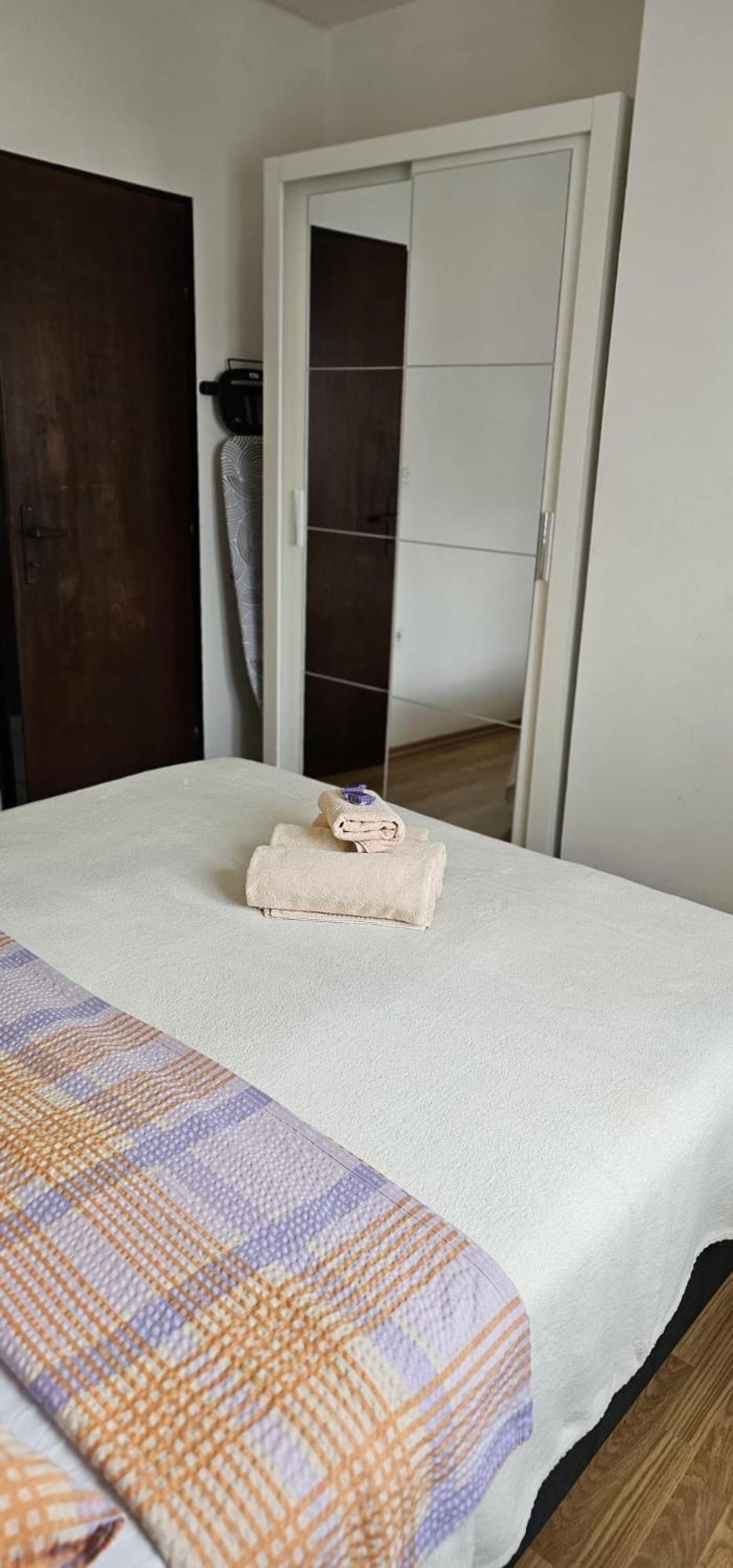 Apartman Pida Primošten Exterior foto