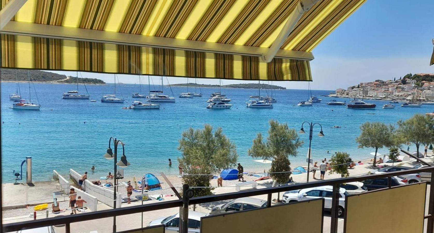 Apartman Pida Primošten Exterior foto
